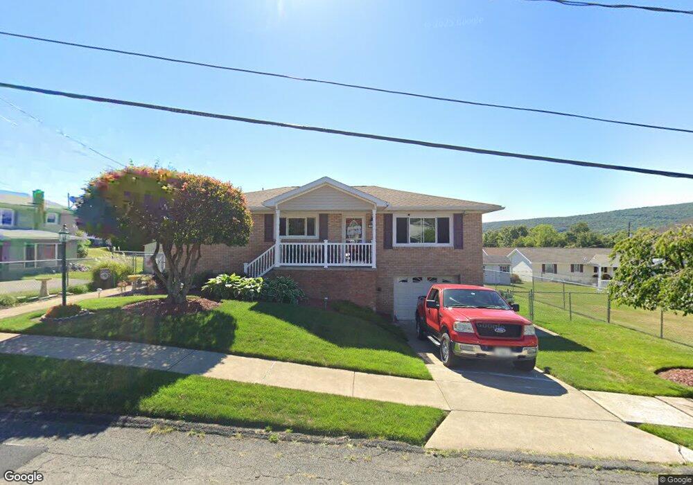 701 W Hospital St, Taylor, PA 18517 - photo 1