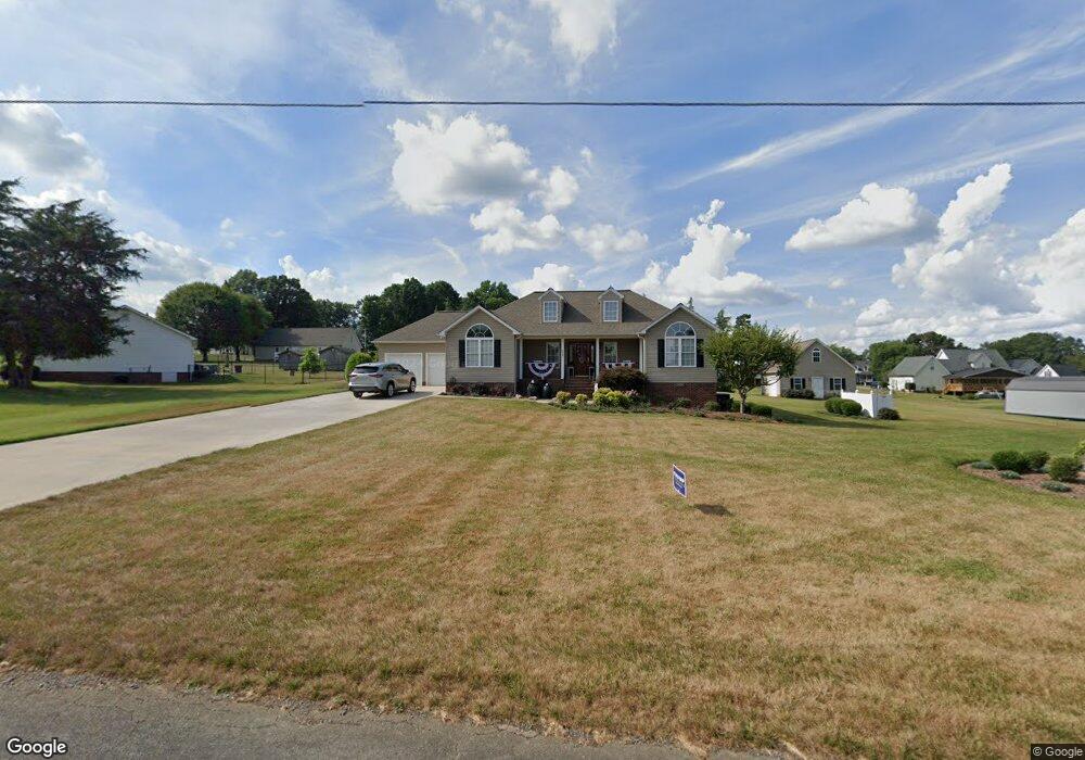 2465 Linnie Ct, Asheboro, NC 27205 - photo 1