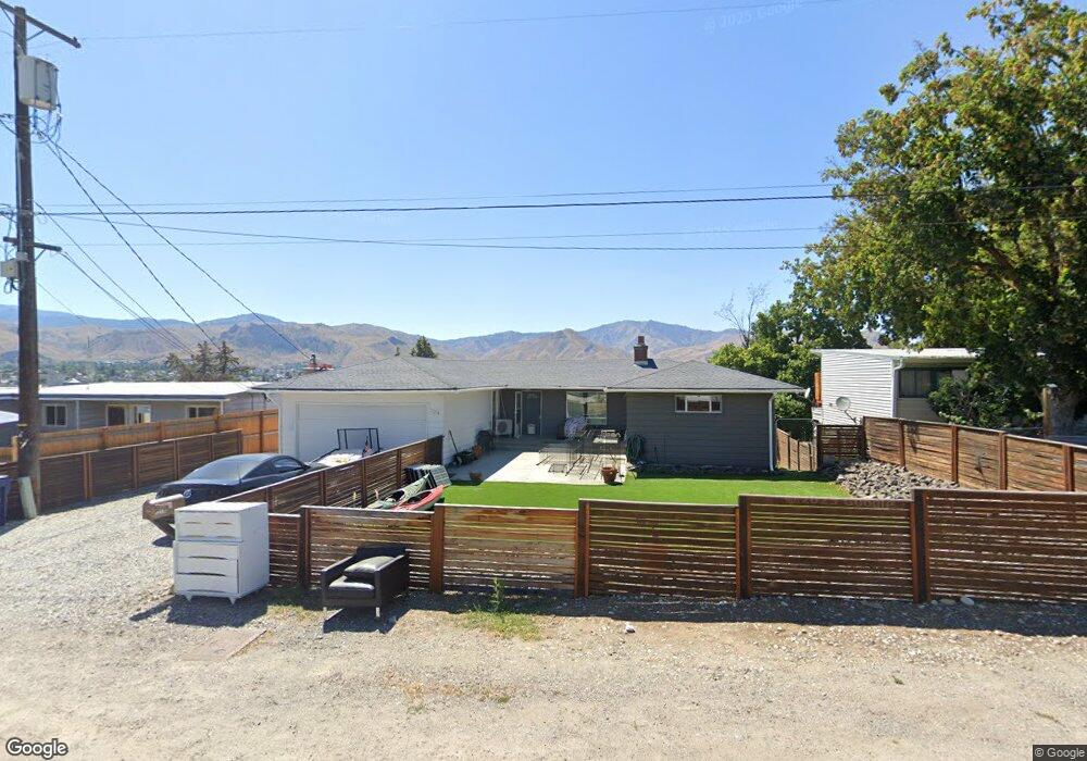 1214 N Ashland Ave, East Wenatchee, WA 98802 - photo 1