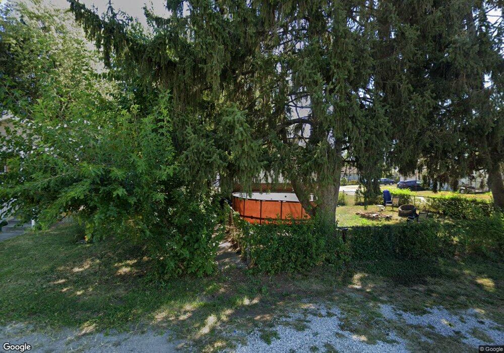 682 Erickson Ave, Columbus, OH 43213 - photo 1