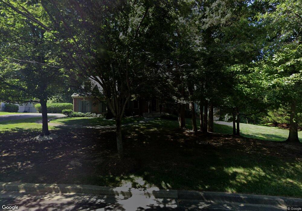 8106 Hollygate Dr, Glenn Dale, MD 20769 - photo 1