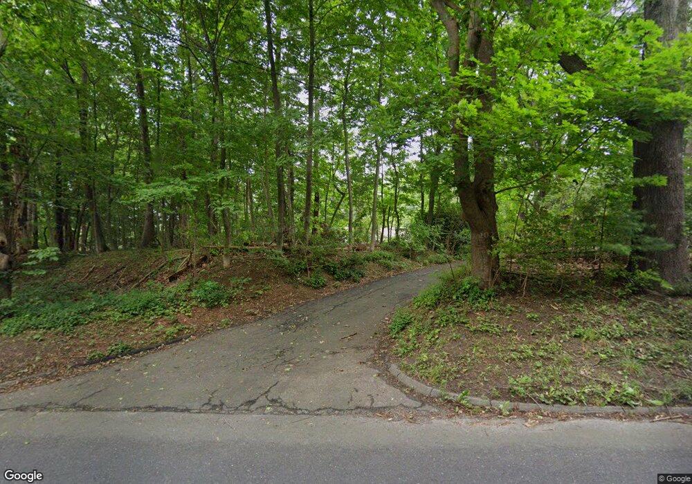 52 Elm Dr, Newtown, CT 06470 - photo 1