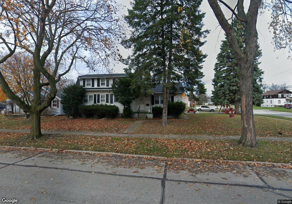 1807 Pine St, Port Huron, MI 48060 - photo 1