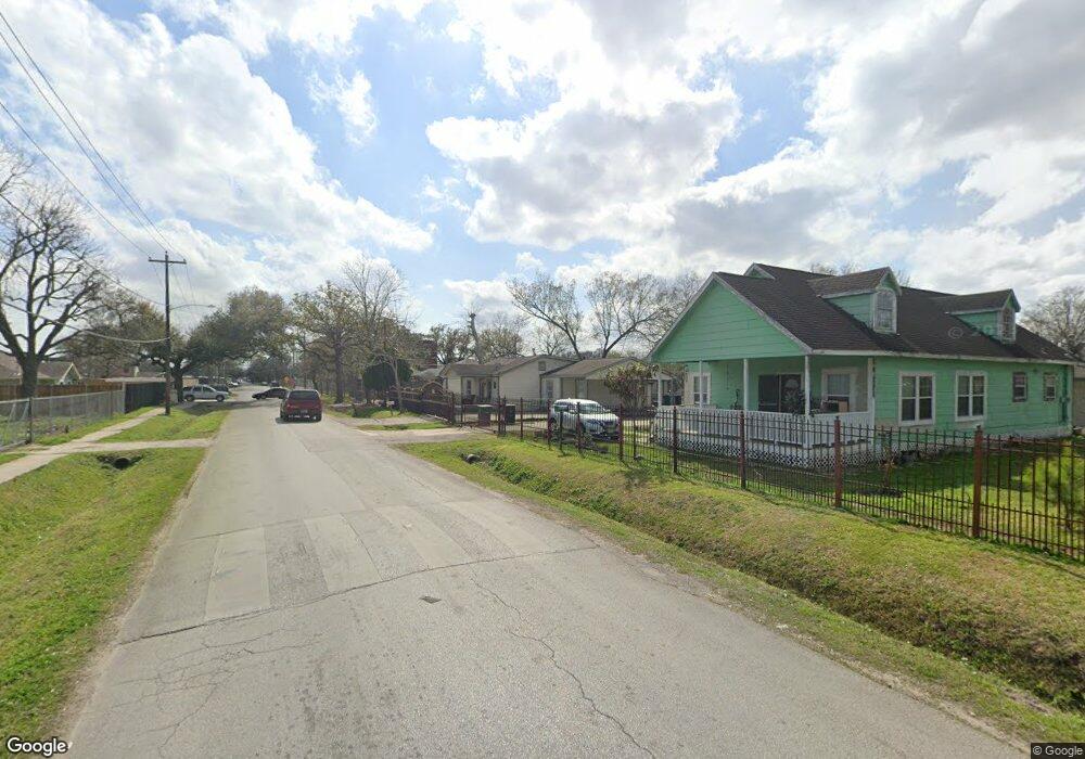 8519 Helmers St, Houston, TX 77022 - photo 1
