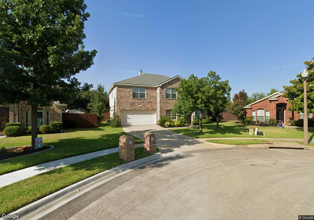 800 Circle View Ln, Denton, TX 76210 - photo 1