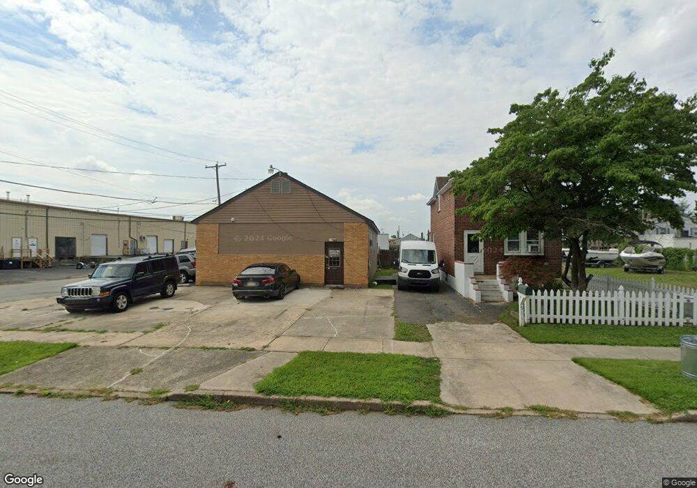 514 Front St, Essington, PA 19029 - photo 1