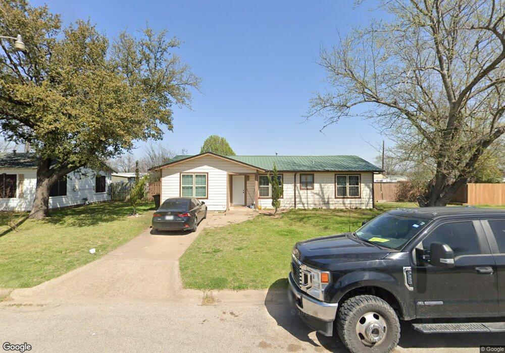 1720 Raylene Dr, Cleburne, TX 76033 - photo 1