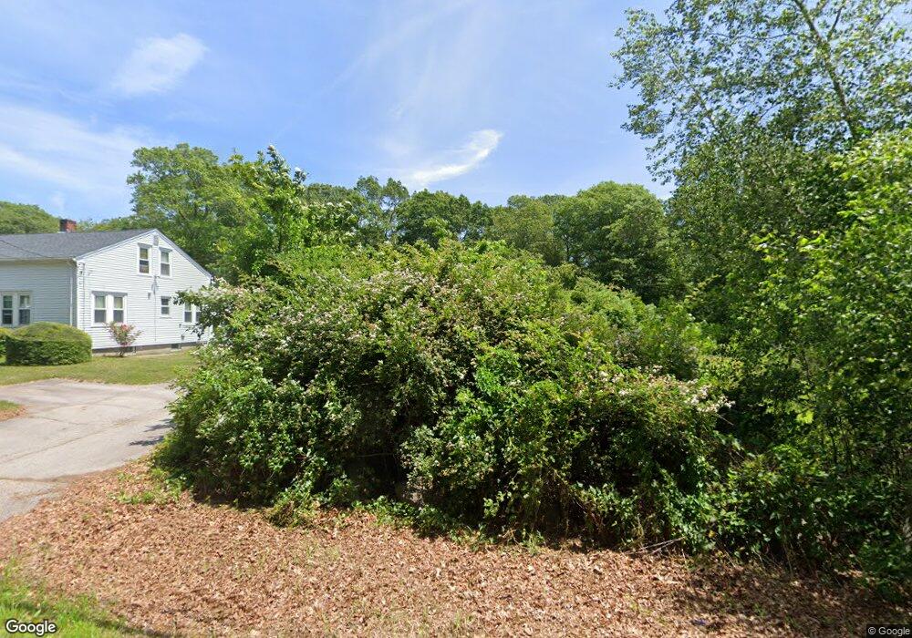 843 Broad Rock Rd, Wakefield, RI 02879 - photo 1