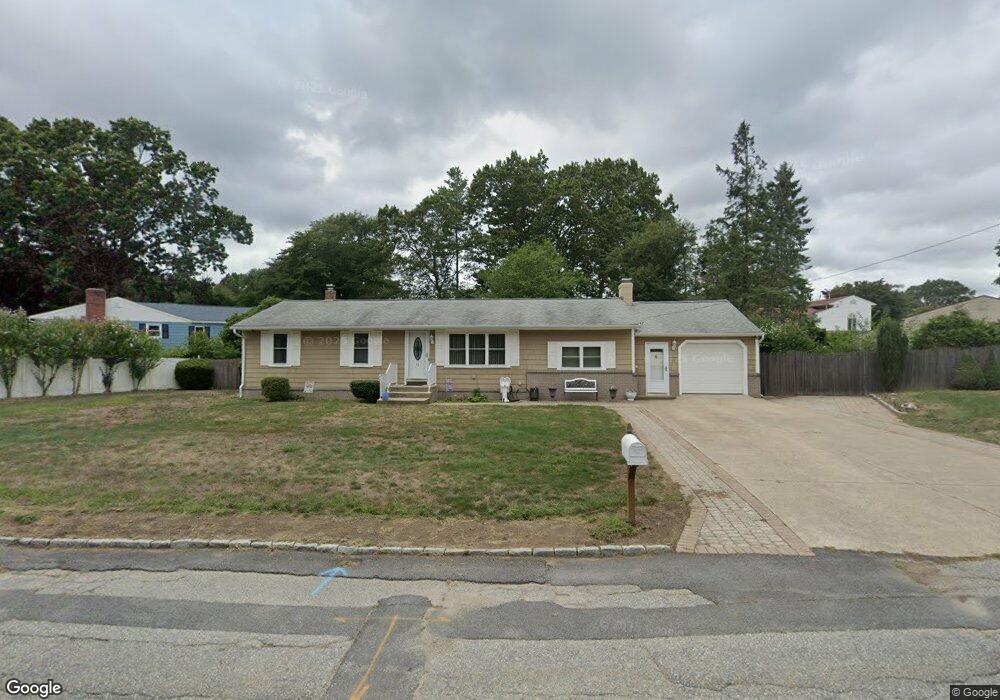 15 Laurel Ln, West Warwick, RI 02893 - photo 1