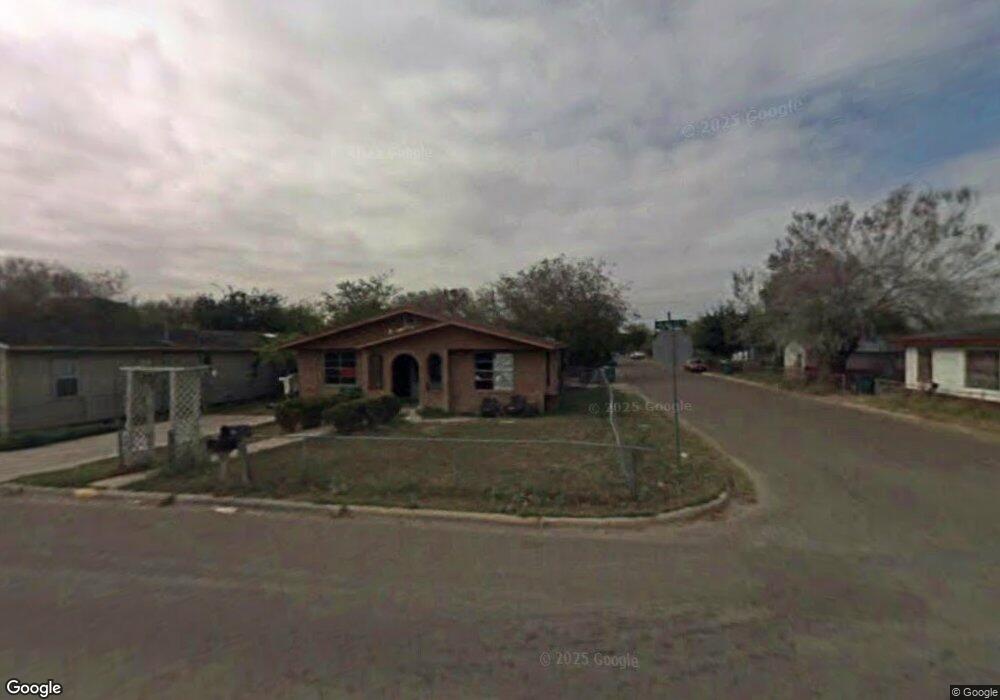 421 N Flag St, Pharr, TX 78577 - photo 1
