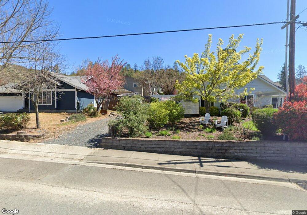 520 Broadway St, Rogue River, OR 97537 - photo 1