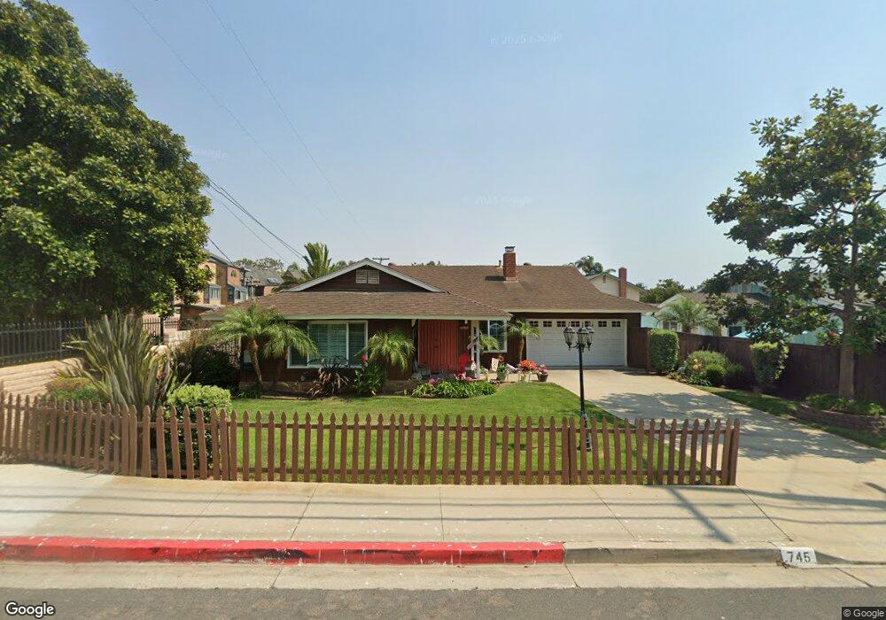 745 Chinquapin Ave, Carlsbad, CA 92008 - photo 1