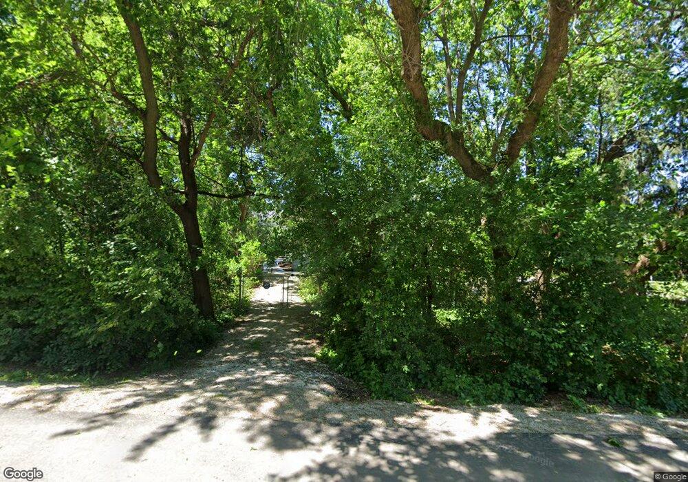 911 Bleeker St, Delafield, WI 53018 - photo 1