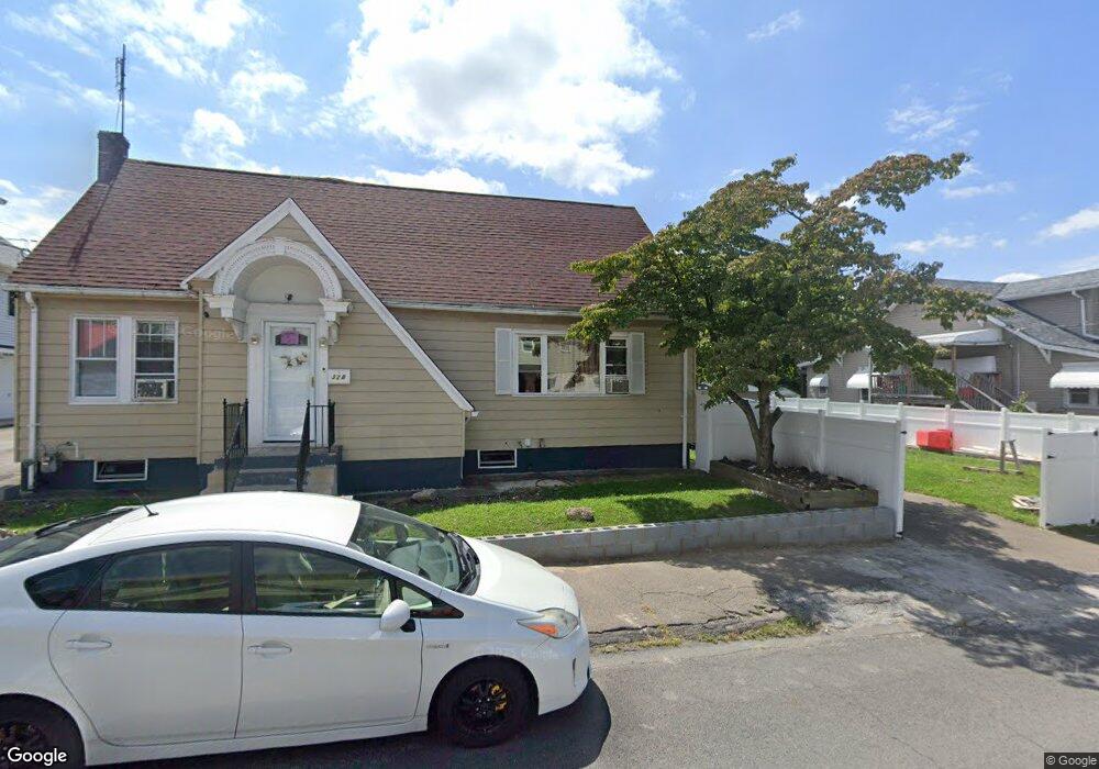 328 W 16th St, Hazleton, PA 18201 - photo 1