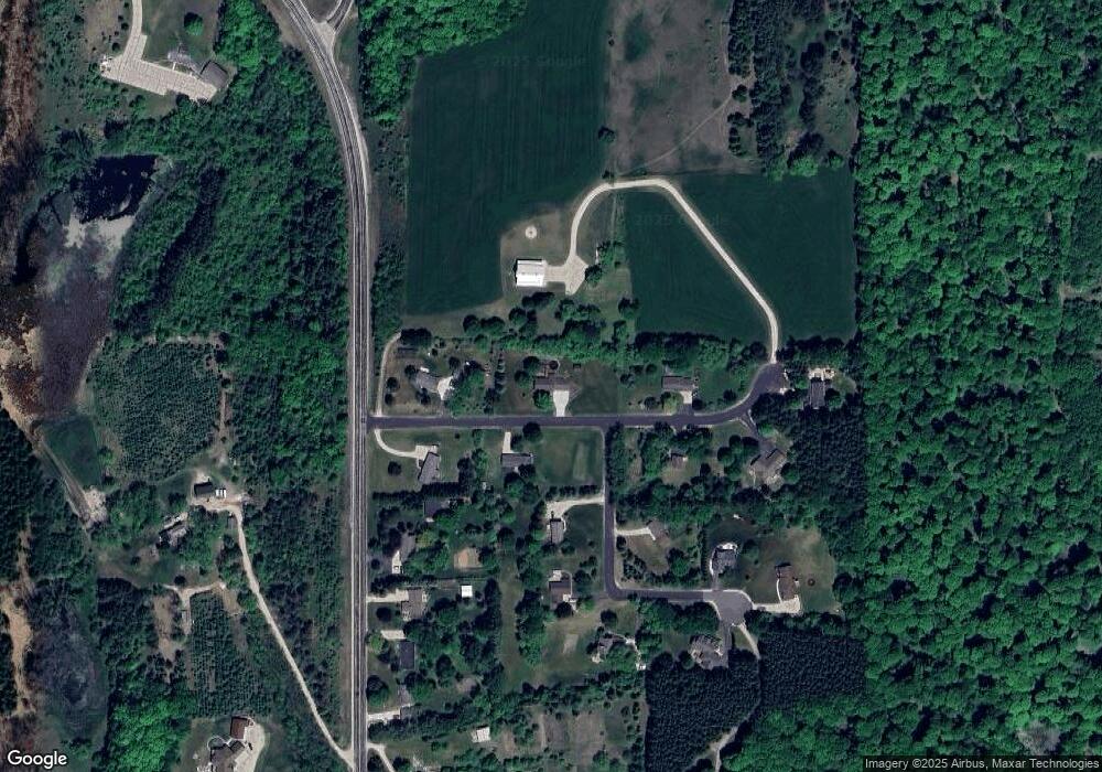 4080 Edelweiss Ln, West Bend, WI 53090 - photo 1