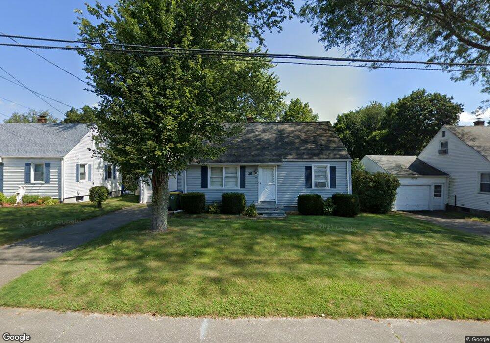 77 Crestwood Ave, Waterbury, CT 06704 - photo 1