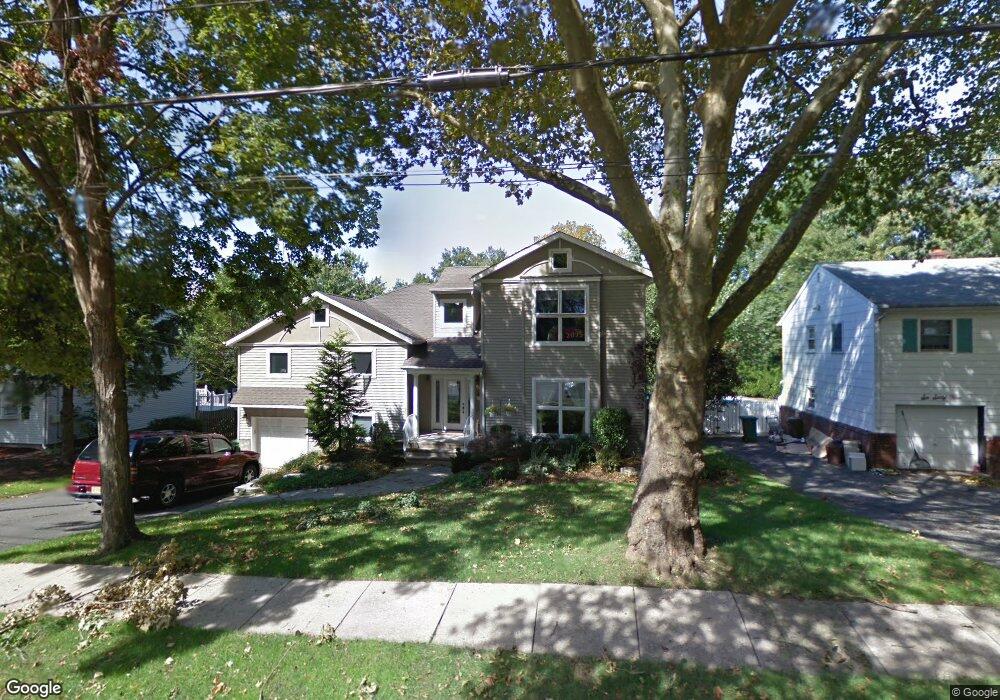 663 Terrace Dr, Paramus, NJ 07652 - photo 1