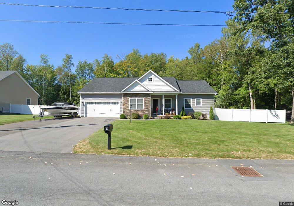 7 Frankie Ln unit LA, Clifton Park, NY 12065 - photo 1