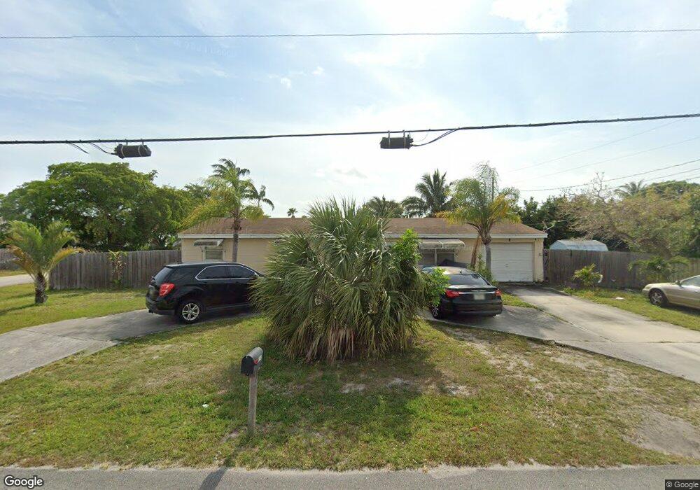 6912 Florida Dr, Lake Worth, FL 33462 - photo 1