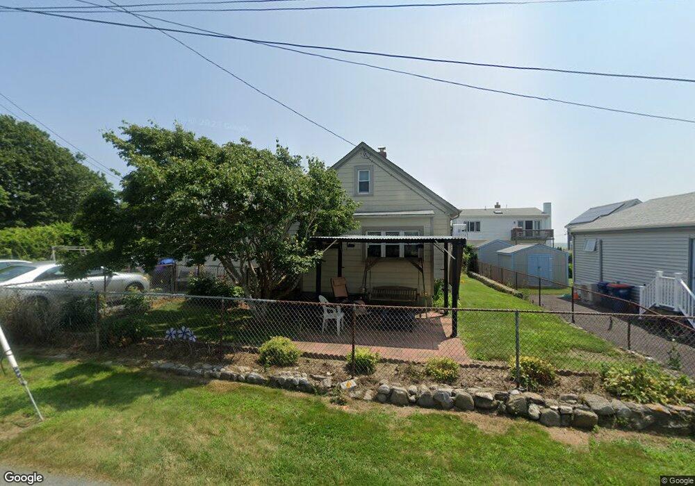 7 Calumet Rd, Fairhaven, MA 02719 - photo 1