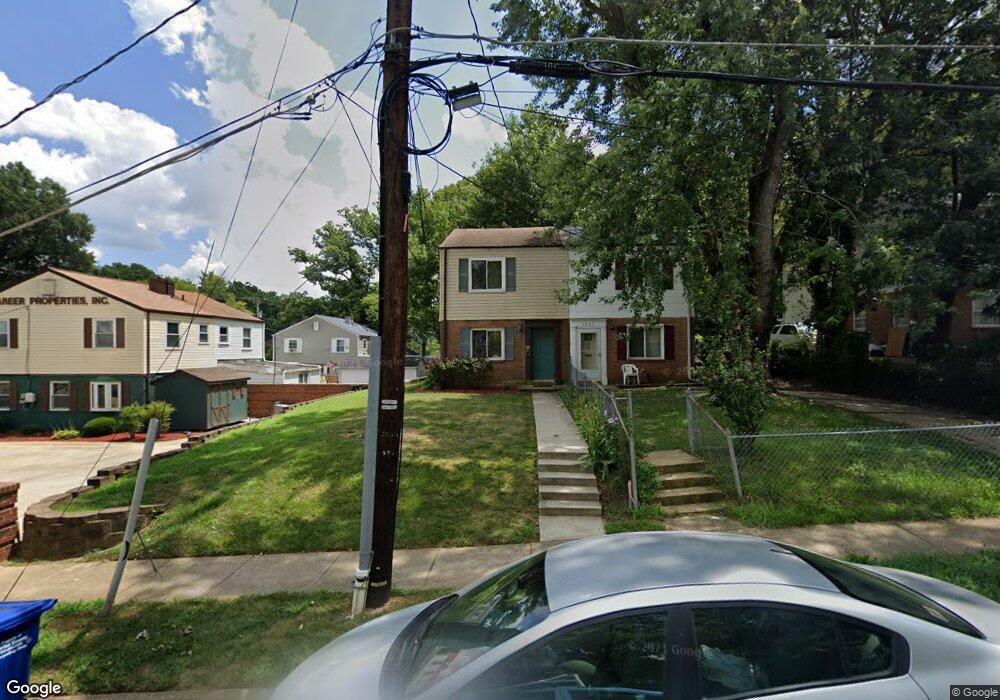 5805 Blaine Dr, Alexandria, VA 22303 - photo 1