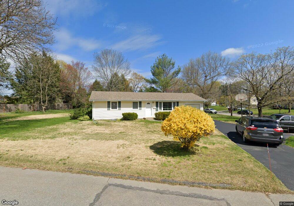 70 Roundtop Rd, Framingham, MA 01701 - photo 1