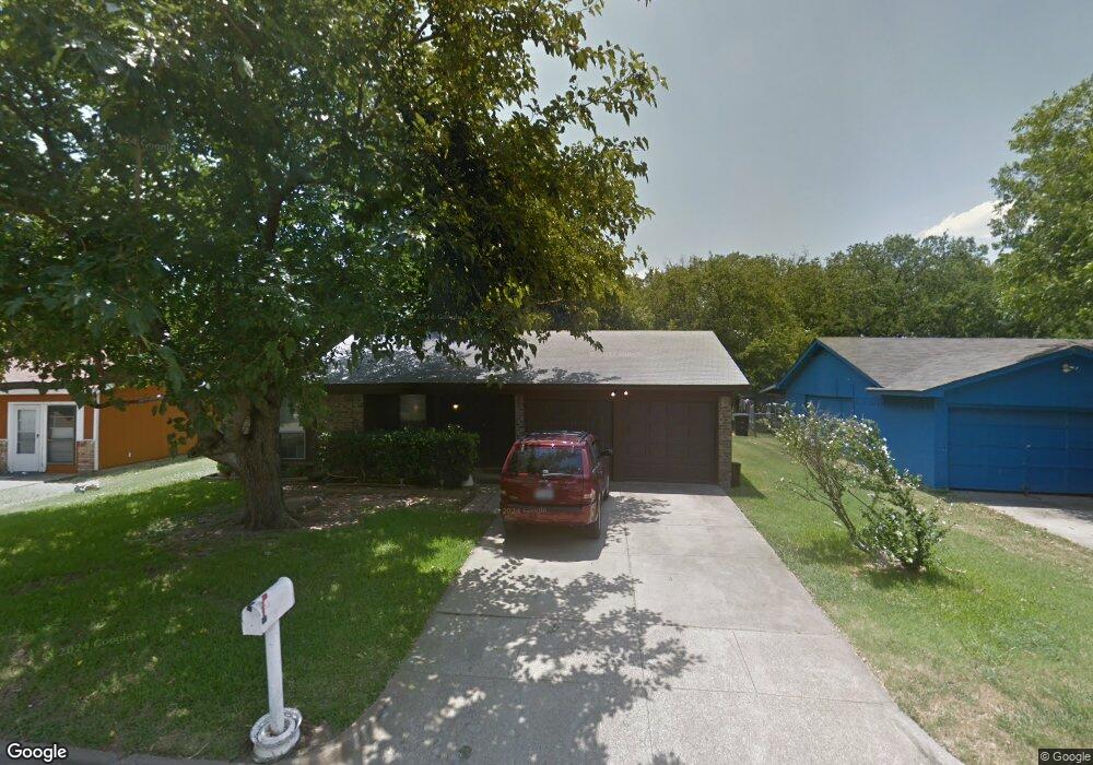 305 Mansfield Rd, Cleburne, TX 76031 - photo 1