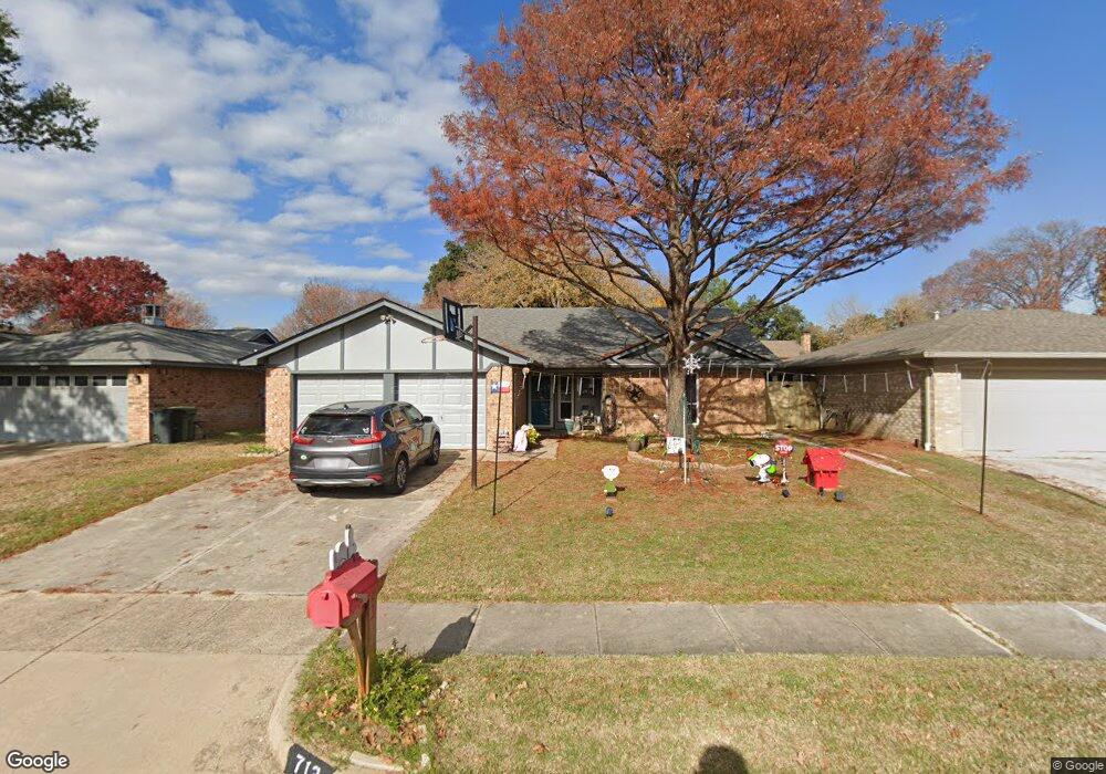 713 Mountain Laurel Ln, Bedford, TX 76021 - photo 1