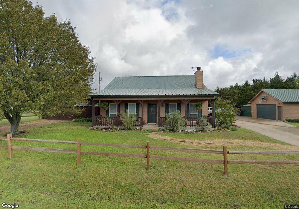 373 Maple Dr, Pottsboro, TX 75076 - photo 1