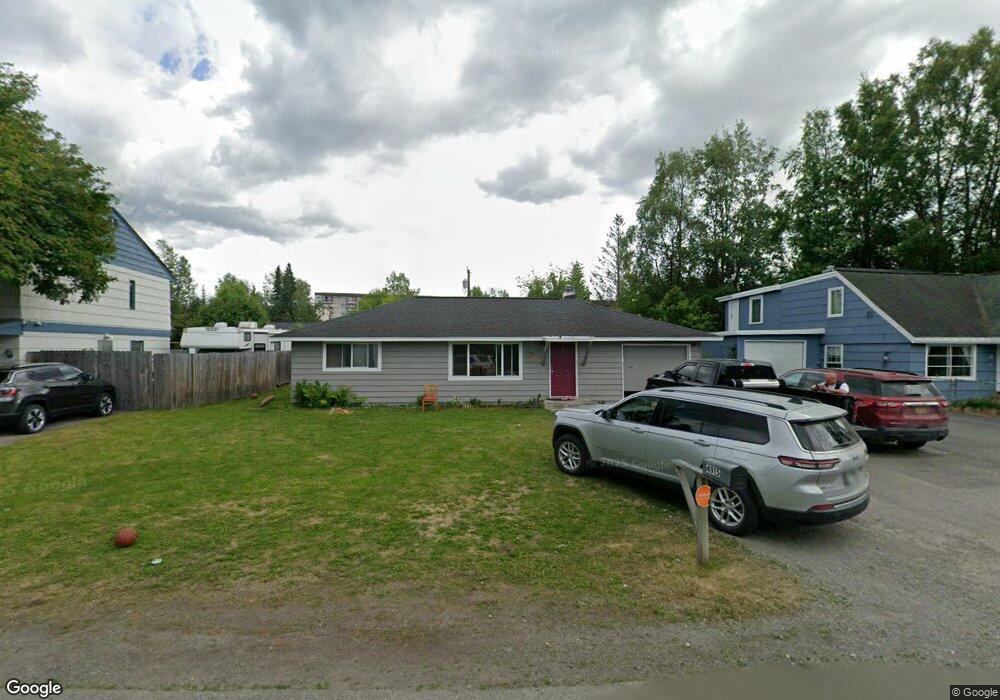 4915 Roger Dr, Anchorage, AK 99507 - photo 1
