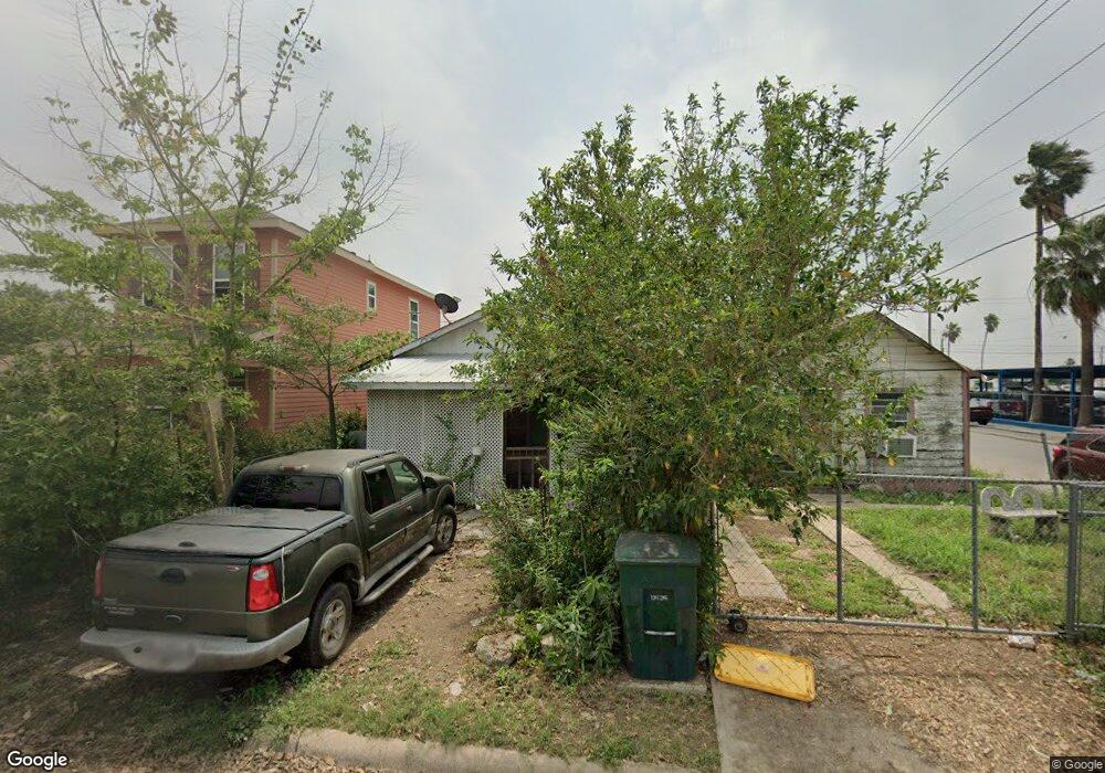 821 W Clark Ave, Pharr, TX 78577 - photo 1