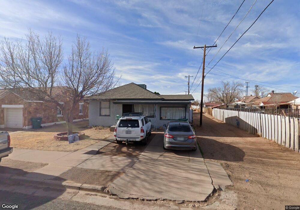 215 E Oak St, Winslow, AZ 86047 - photo 1