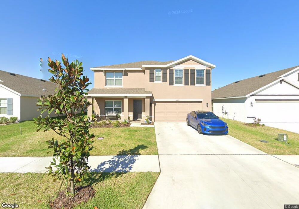 7819 Sail Clover Ln, Zephyrhills, FL 33540 - photo 1