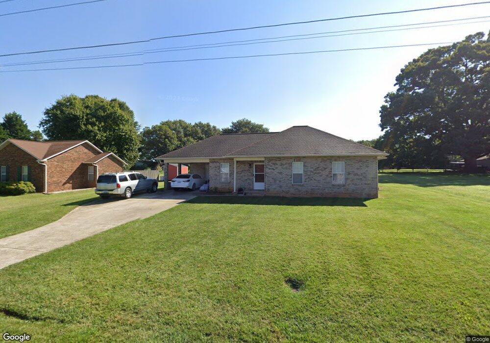 3716 34th St NE, Hickory, NC 28601 - photo 1