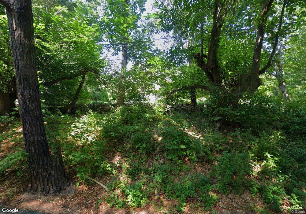 17 Grapevine Rd, Wenham, MA 01984 - photo 1