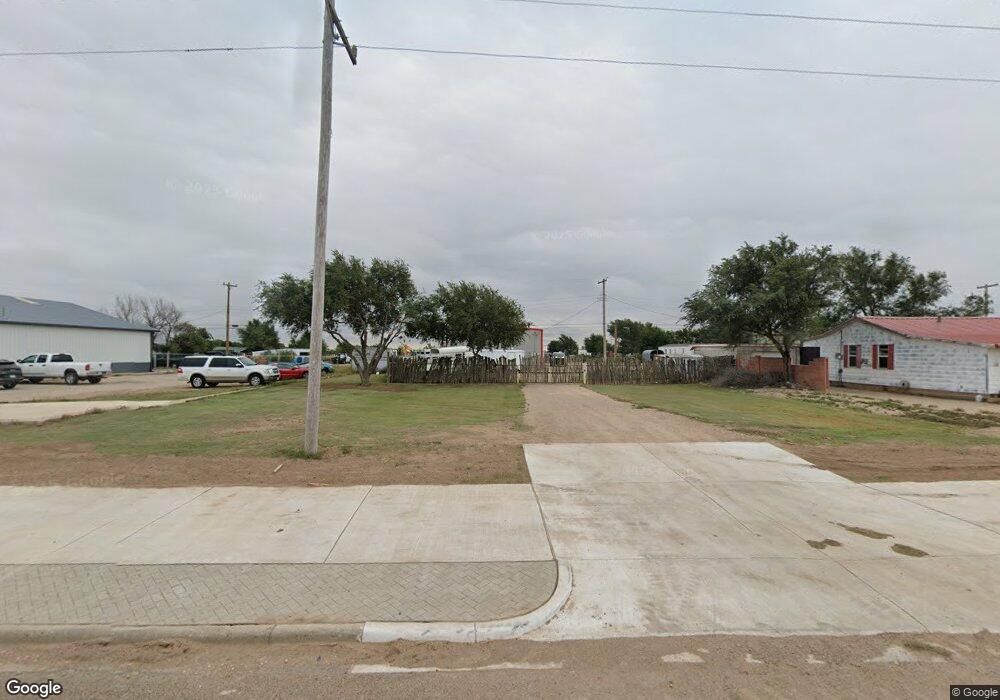 1104 N Maddox Ave, Dumas, TX 79029 - photo 1