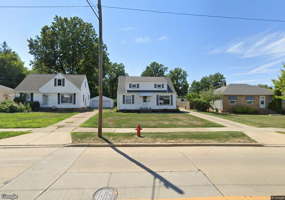 1566 Rush Rd, Wickliffe, OH 44092 - photo 1