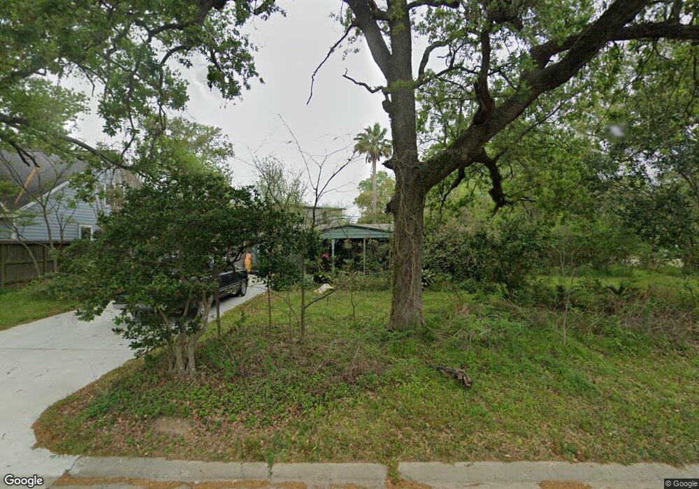 1308 Du Barry Ln, Houston, TX 77018 - photo 1