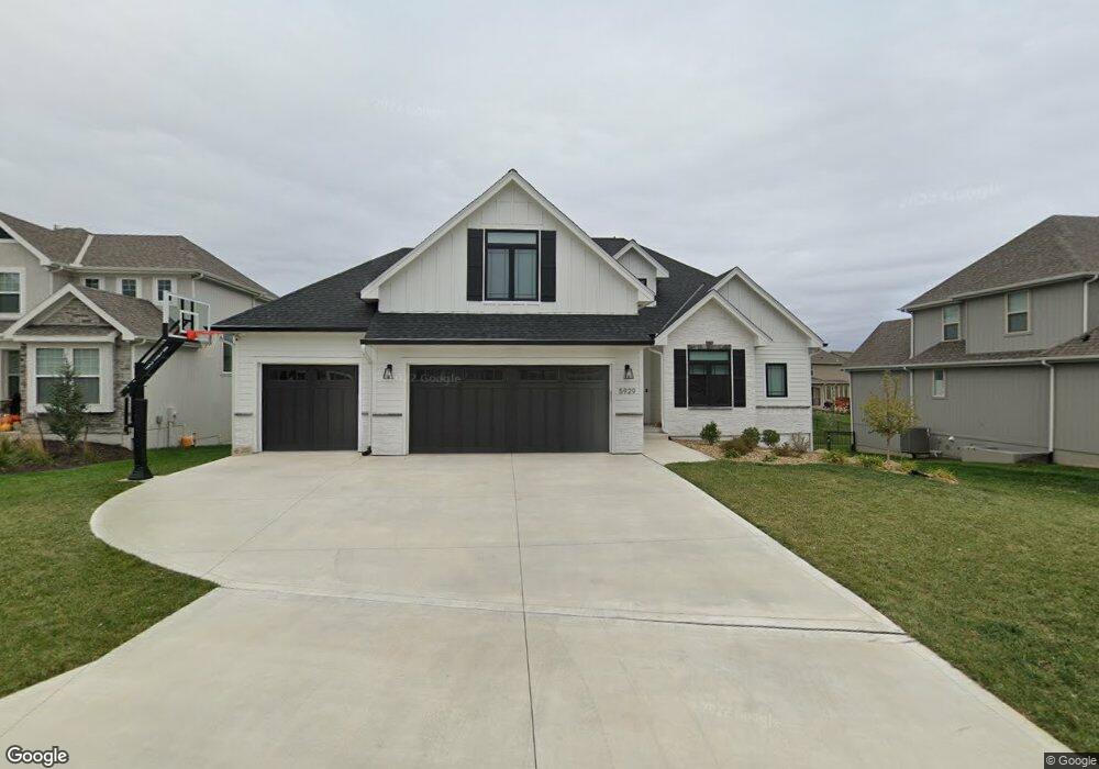 5929 Marion St, Shawnee, KS 66218 - photo 1