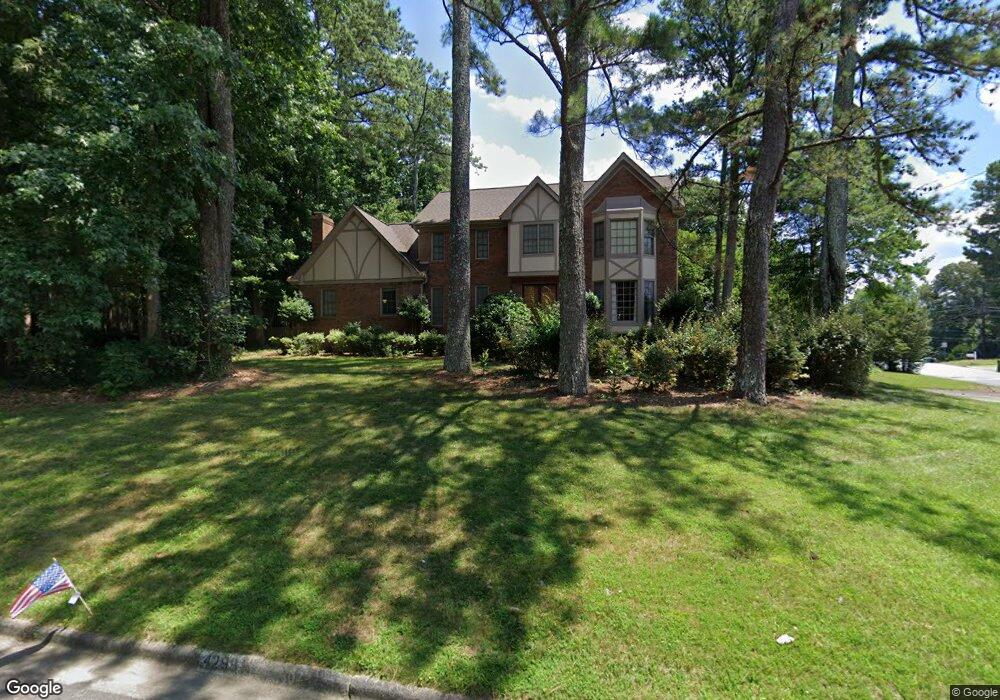 4299 Allenhurst Dr, Norcross, GA 30092 - photo 1
