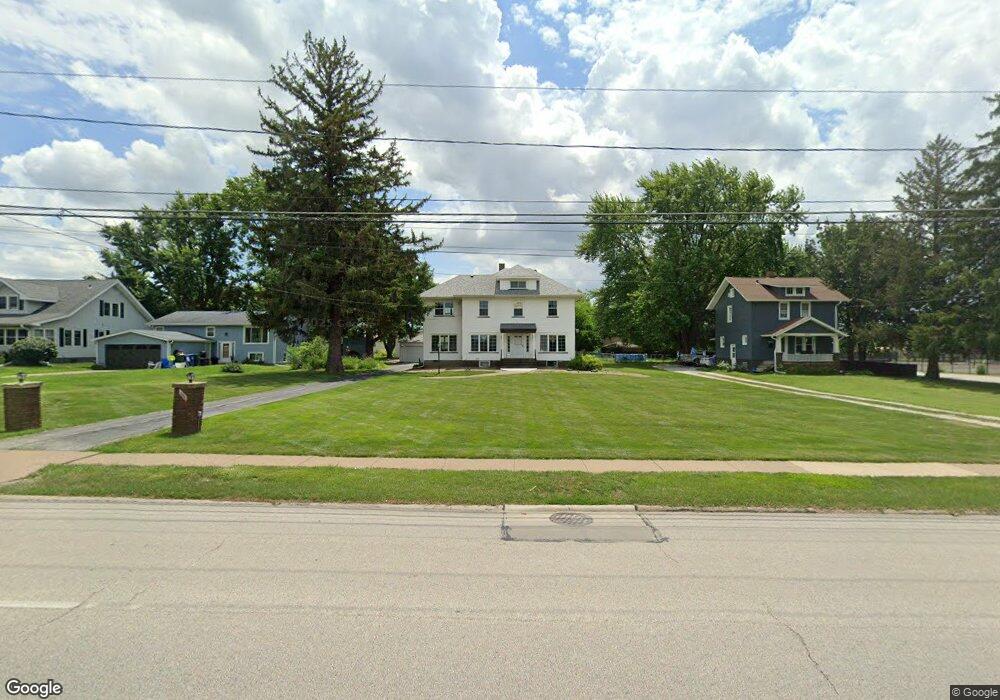 3311 W Locust St, Davenport, IA 52804 - photo 1