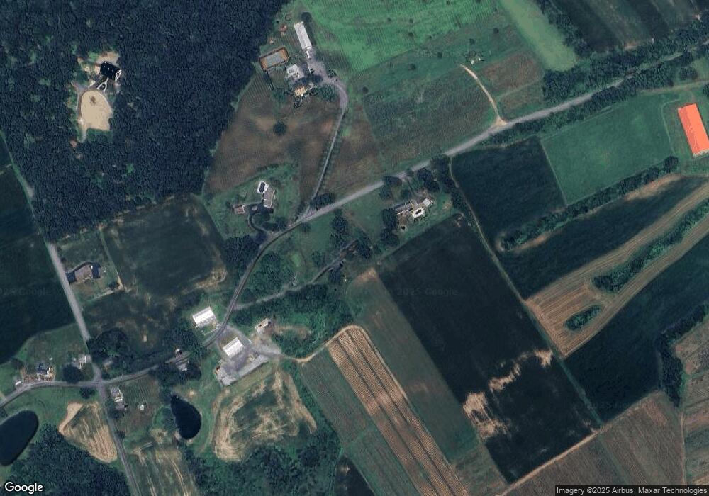 516 W Pheasant Run Rd, Orwigsburg, PA 17961 - photo 1