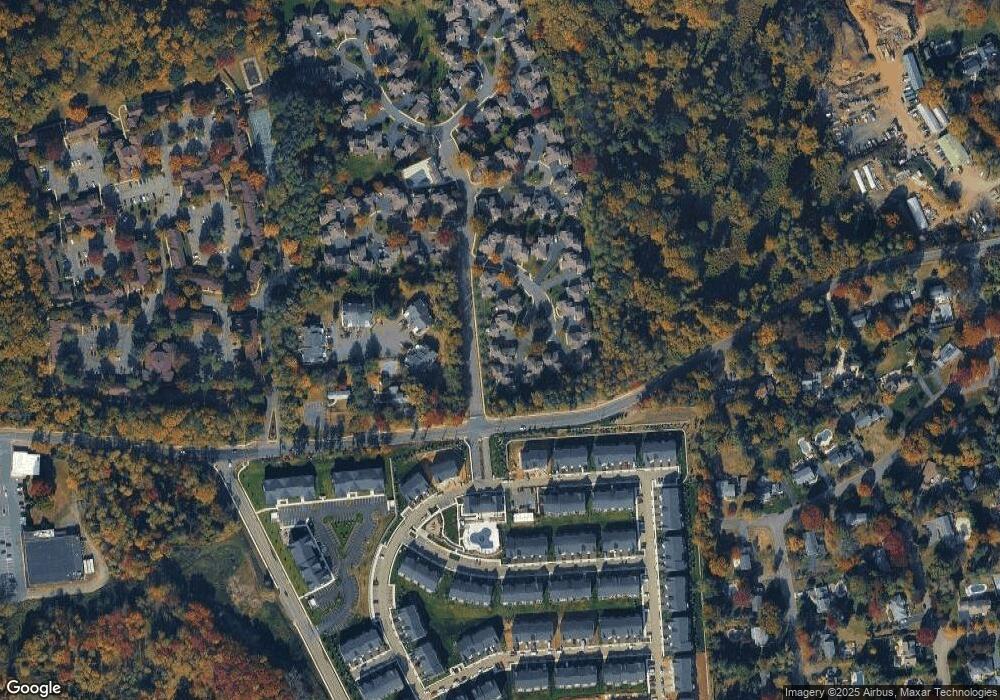 14 Clavendon Ct, Middletown, NJ 07748 - photo 1