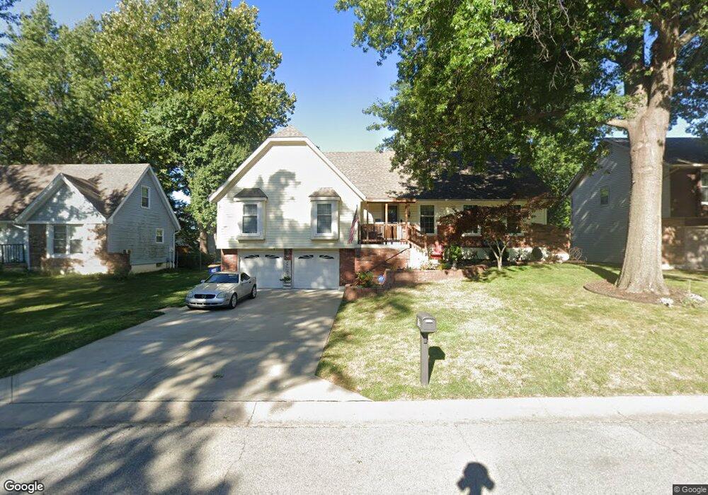 809 NW 18th St, Blue Springs, MO 64015 - photo 1