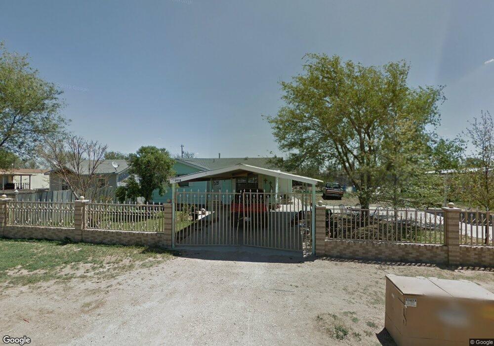 2910 College Ave, Plainview, TX 79072 - photo 1