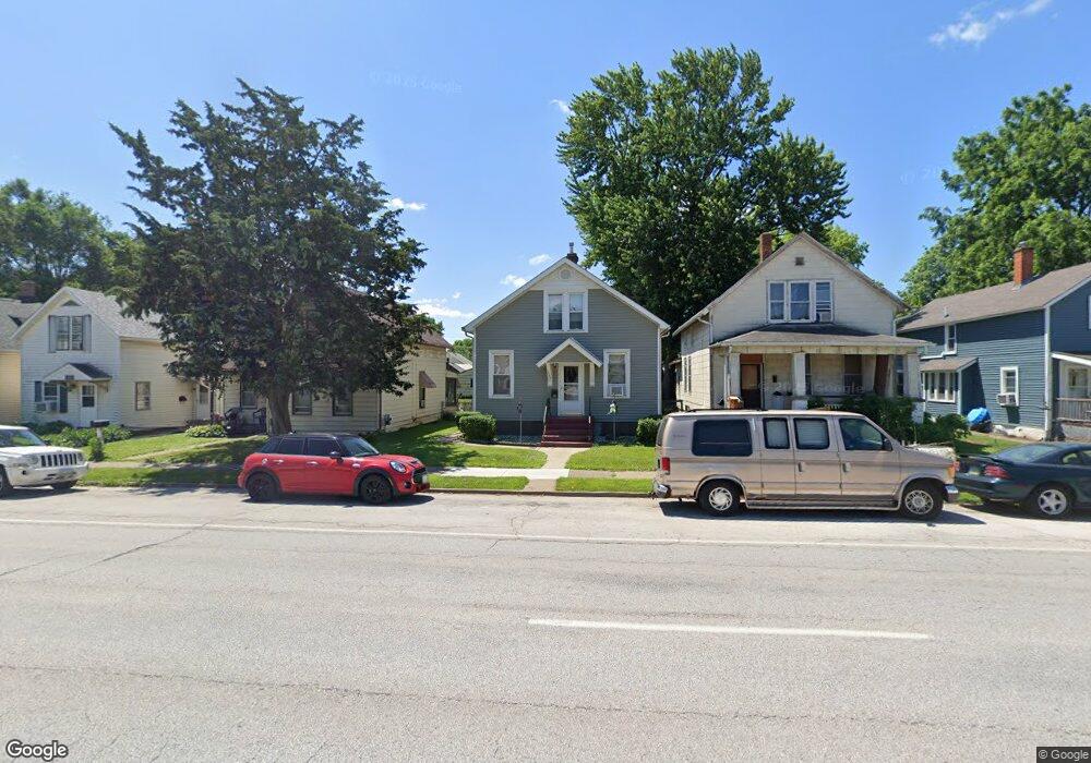 1537 W 4th St, Davenport, IA 52802 - photo 1