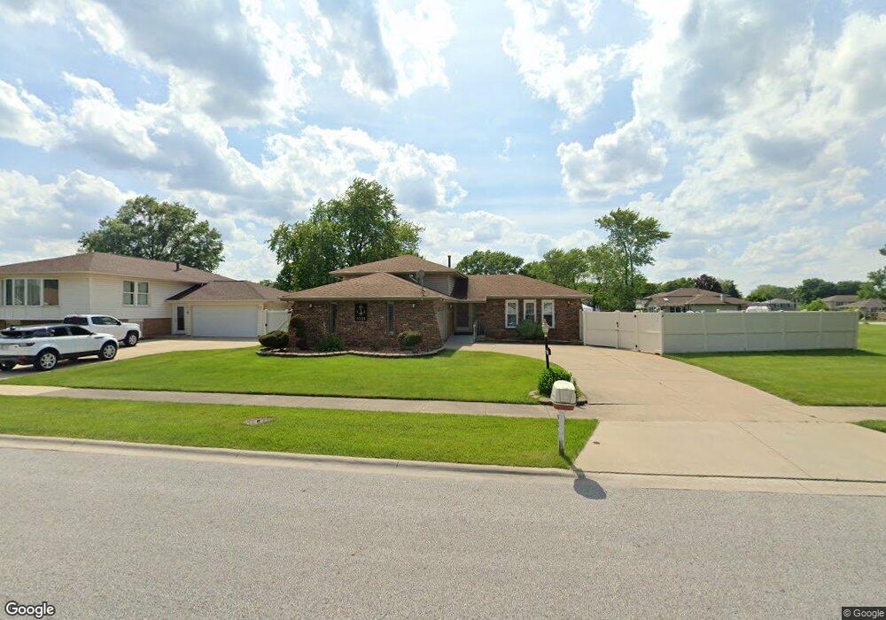 1032 Cambridge Ln, Dyer, IN 46311 - photo 1