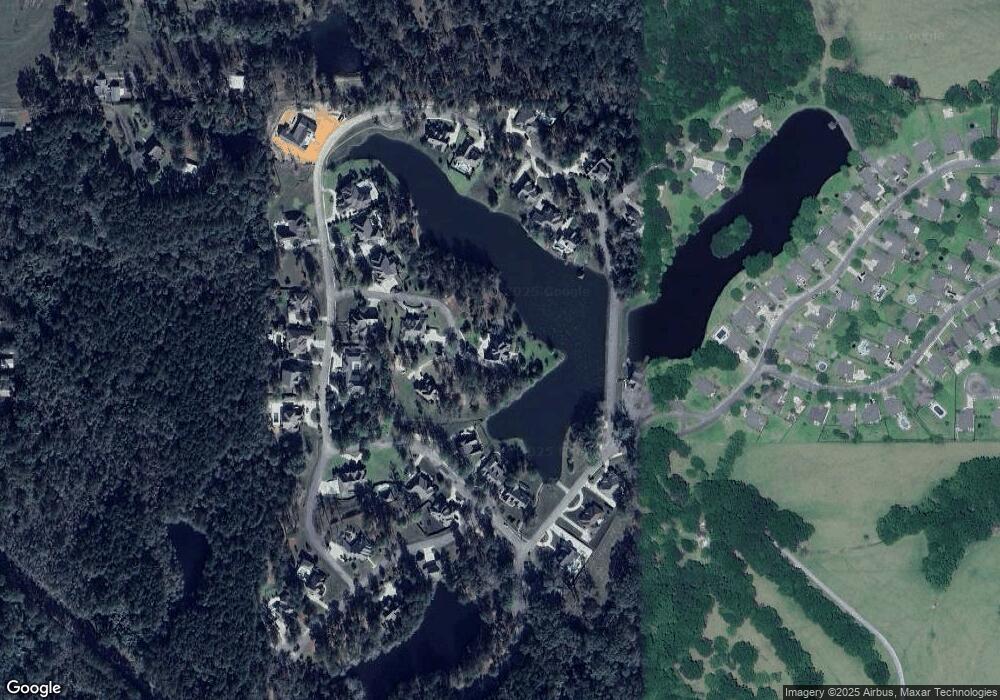 8 Laurawood Ct, Laurel, MS 39443 - photo 1