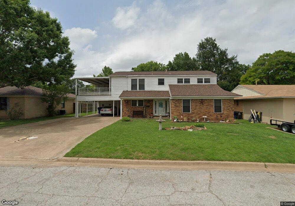 737 W Brock St, Denison, TX 75020 - photo 1