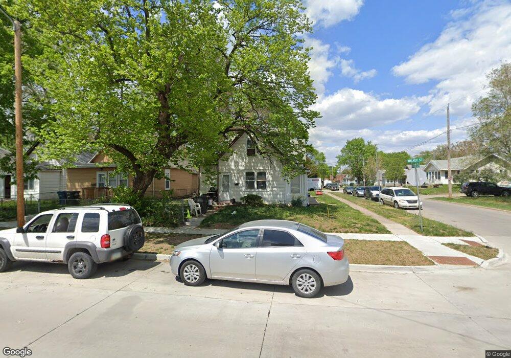 2444 E Walnut St, Des Moines, IA 50317 - photo 1